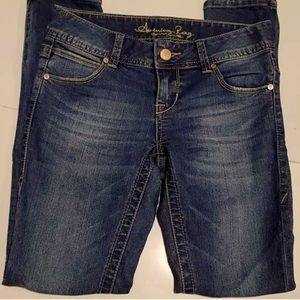 💙American rag ~ Medium rise, straight leg, dark denim,Size 1 jeans